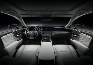 Lexus LS500h AWD 2020 года  (WW)